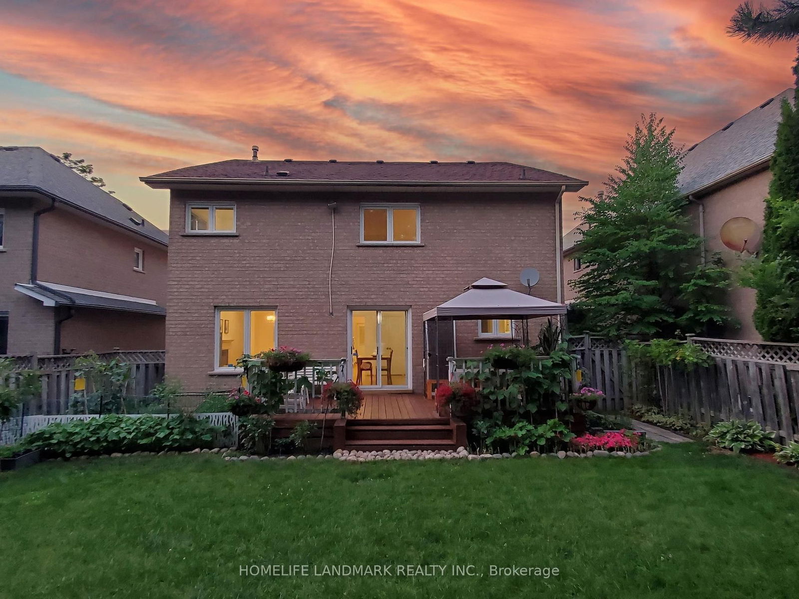 Detached House for sale at 64 Bradgate Drive, Markham, Thornlea, L3T 7L9 - MLS: N12115358