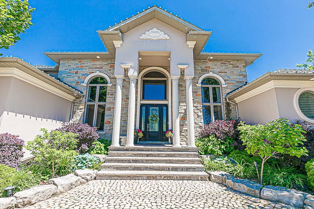 16 Lake Woods Drive