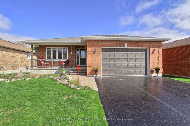 11 Low Boulevard