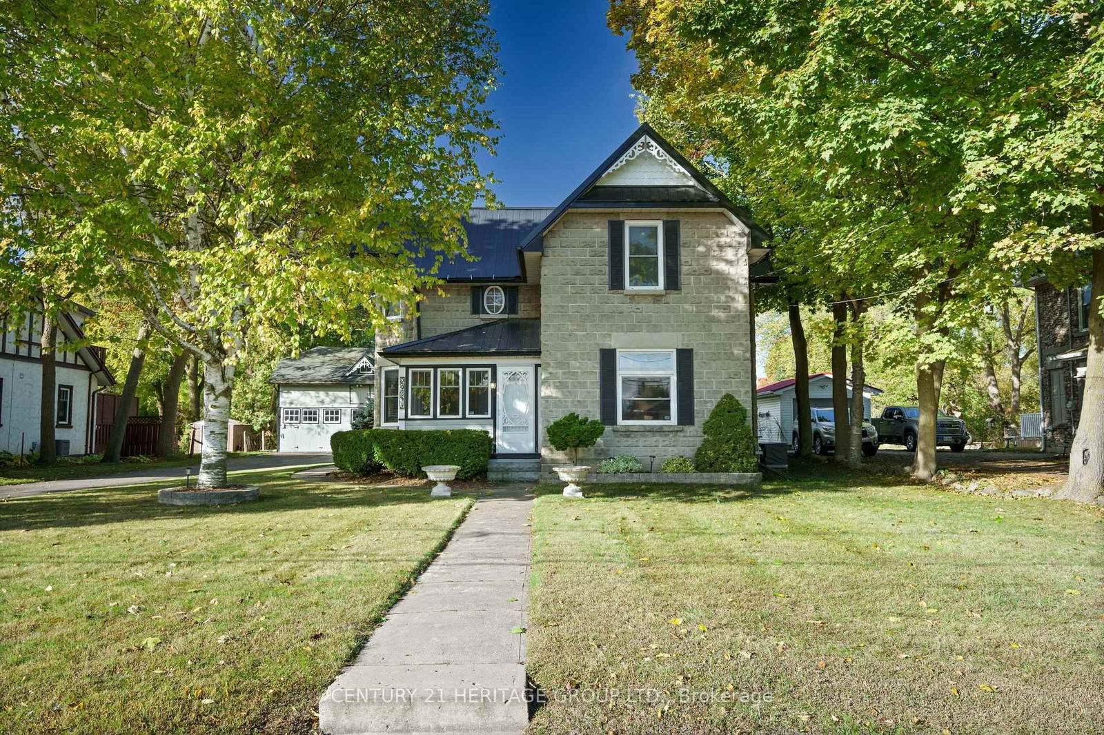 Detached House for sale at 20314 Leslie Street, East Gwillimbury, Queensville, L0G 1R0 - MLS: N12115432