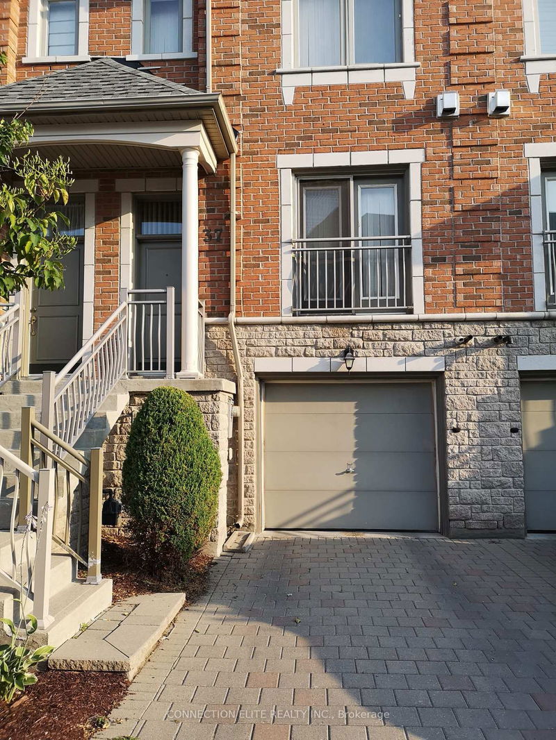 home for lease on 37-9133 Bayview Avenue