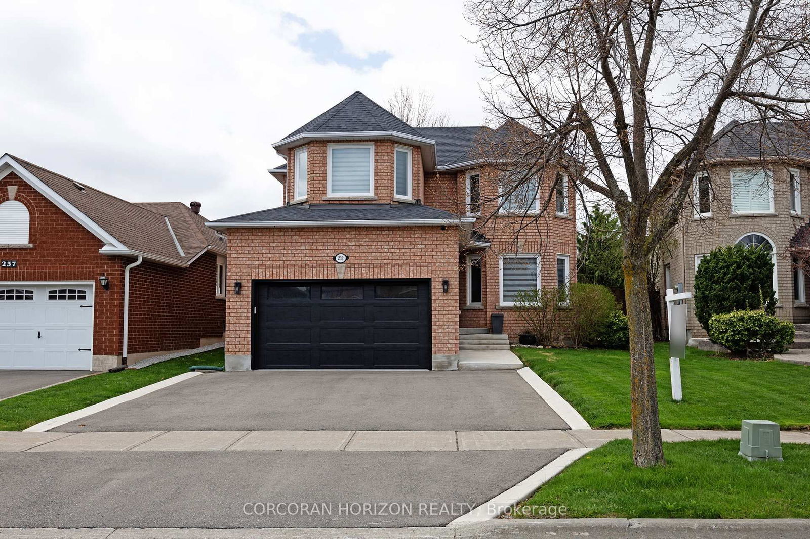 Detached House for sale at 233 Roseheath Drive, Vaughan, Maple, L6A 2A3 - MLS: N12115767