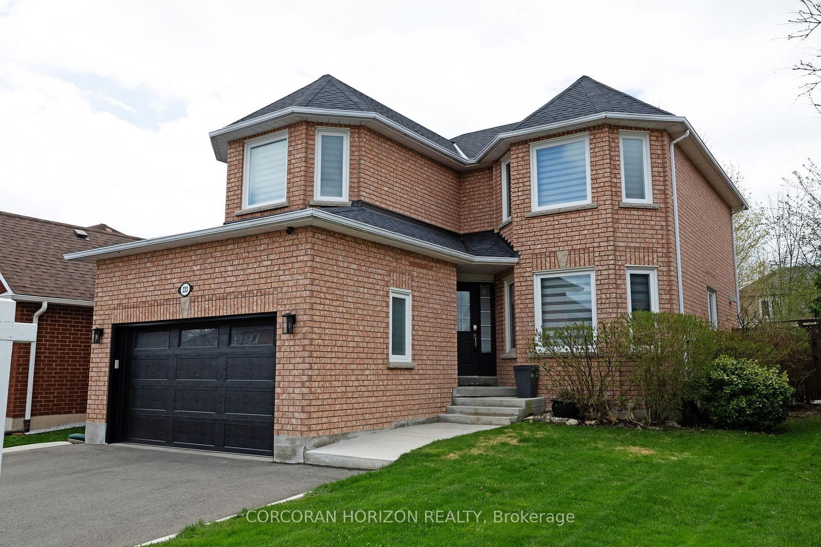 Detached House for sale at 233 Roseheath Drive, Vaughan, Maple, L6A 2A3 - MLS: N12115767