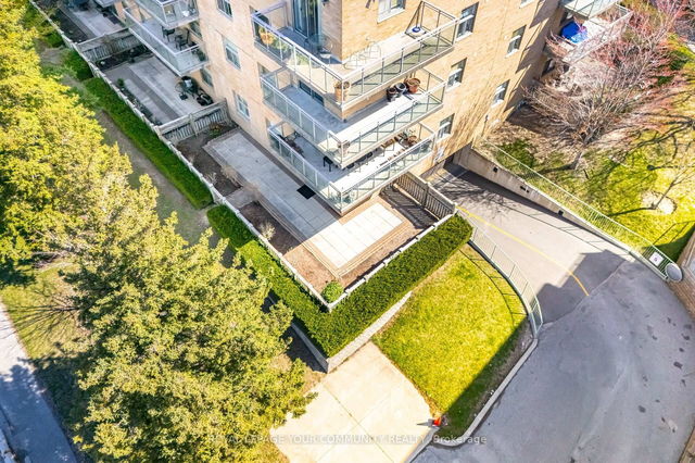 112 - 2502 Rutherford Road