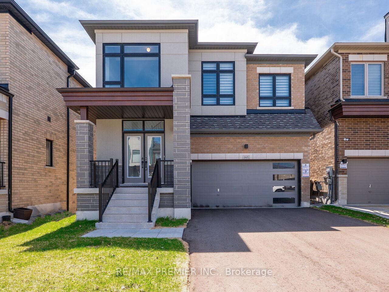 Detached House for sale at 165 Wesmina Avenue, Whitchurch-Stouffville, Stouffville, L4A 4W5 - MLS: N12115990