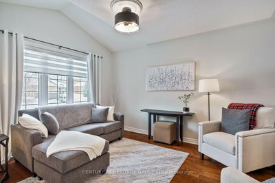 146 Metcalfe Dr, Bradford West Gwillimbury - Bradford image-0-3