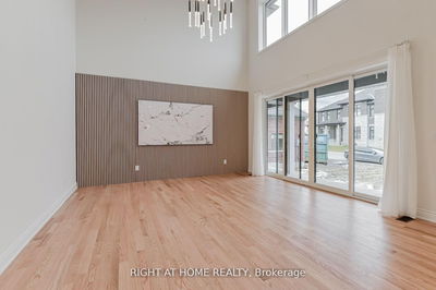 12 Hearthwood Gate, Whitchurch-Stouffville - Ballantrae image-0-4