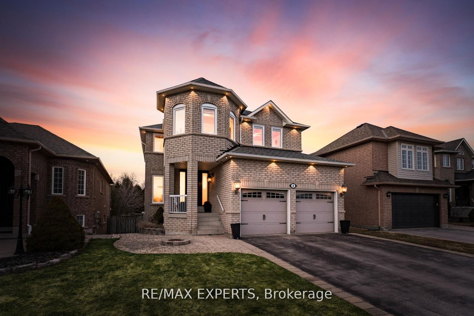Detached House for sale at 8 Wildflower Drive, Richmond Hill, Oak Ridges, L4E 3Y5 - MLS: N12116109