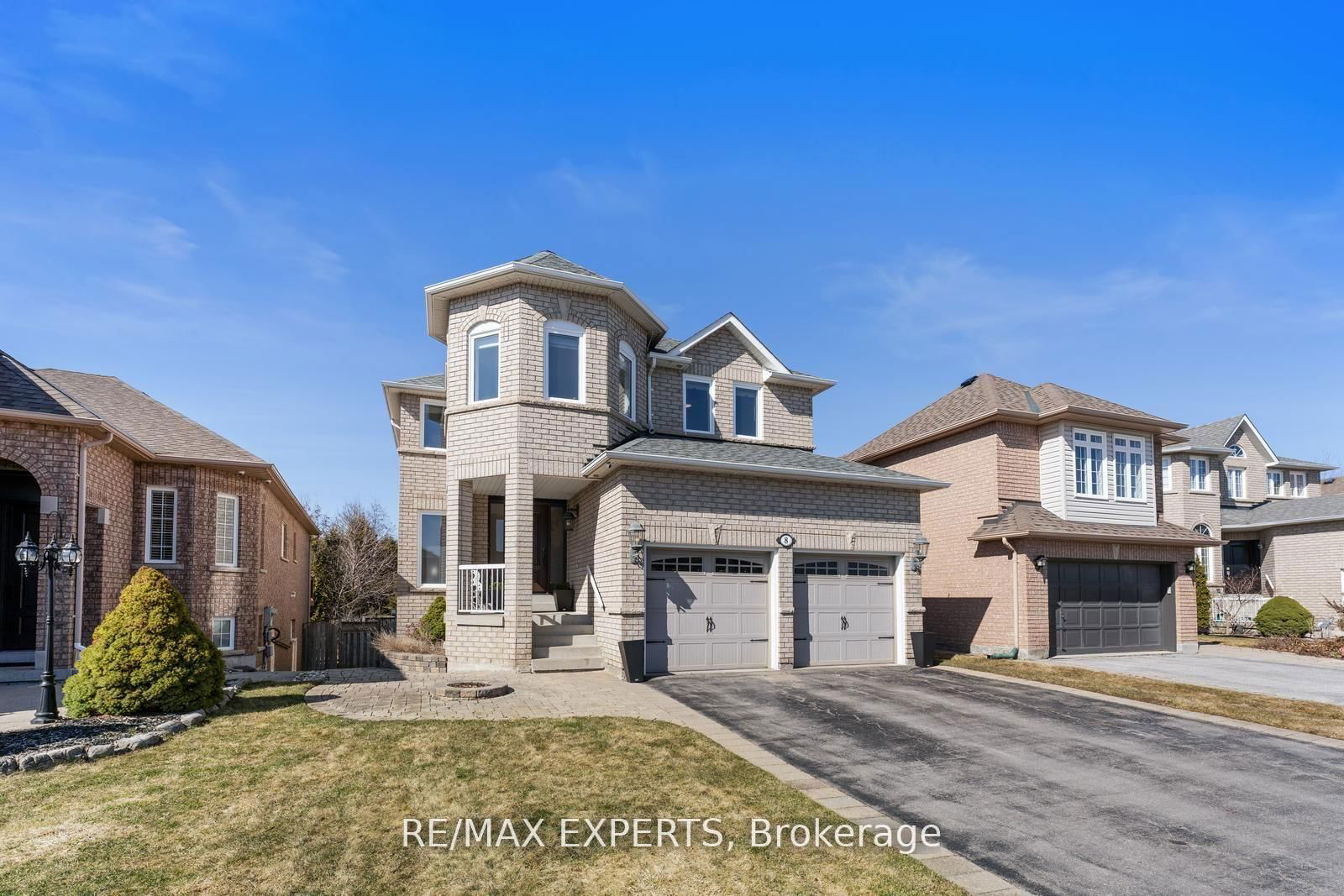 Detached House for sale at 8 Wildflower Drive, Richmond Hill, Oak Ridges, L4E 3Y5 - MLS: N12116109