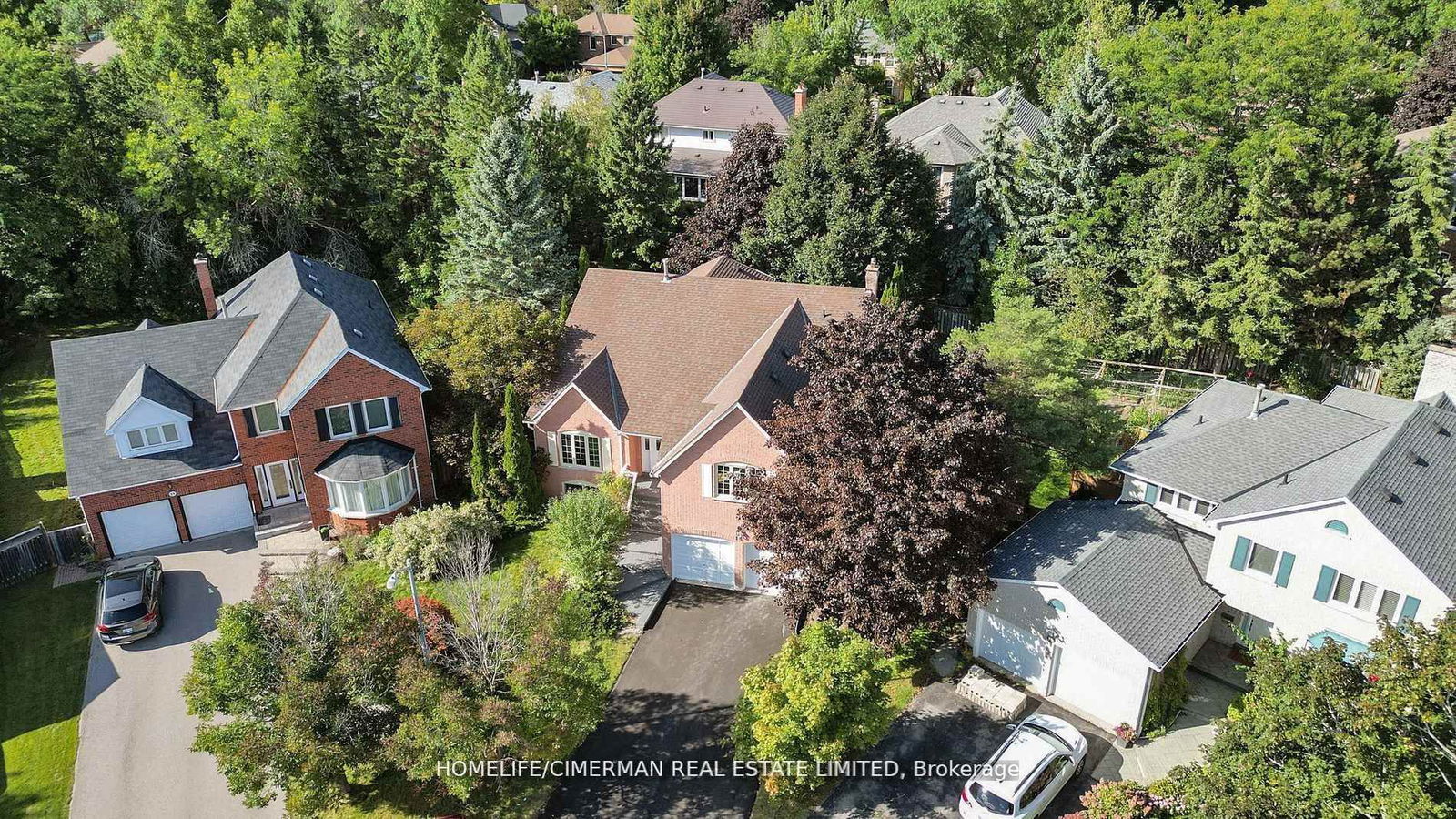 Detached House for sale at 14 Laurwood Court, Aurora, Aurora Heights, L4G 5C2 - MLS: N12116129