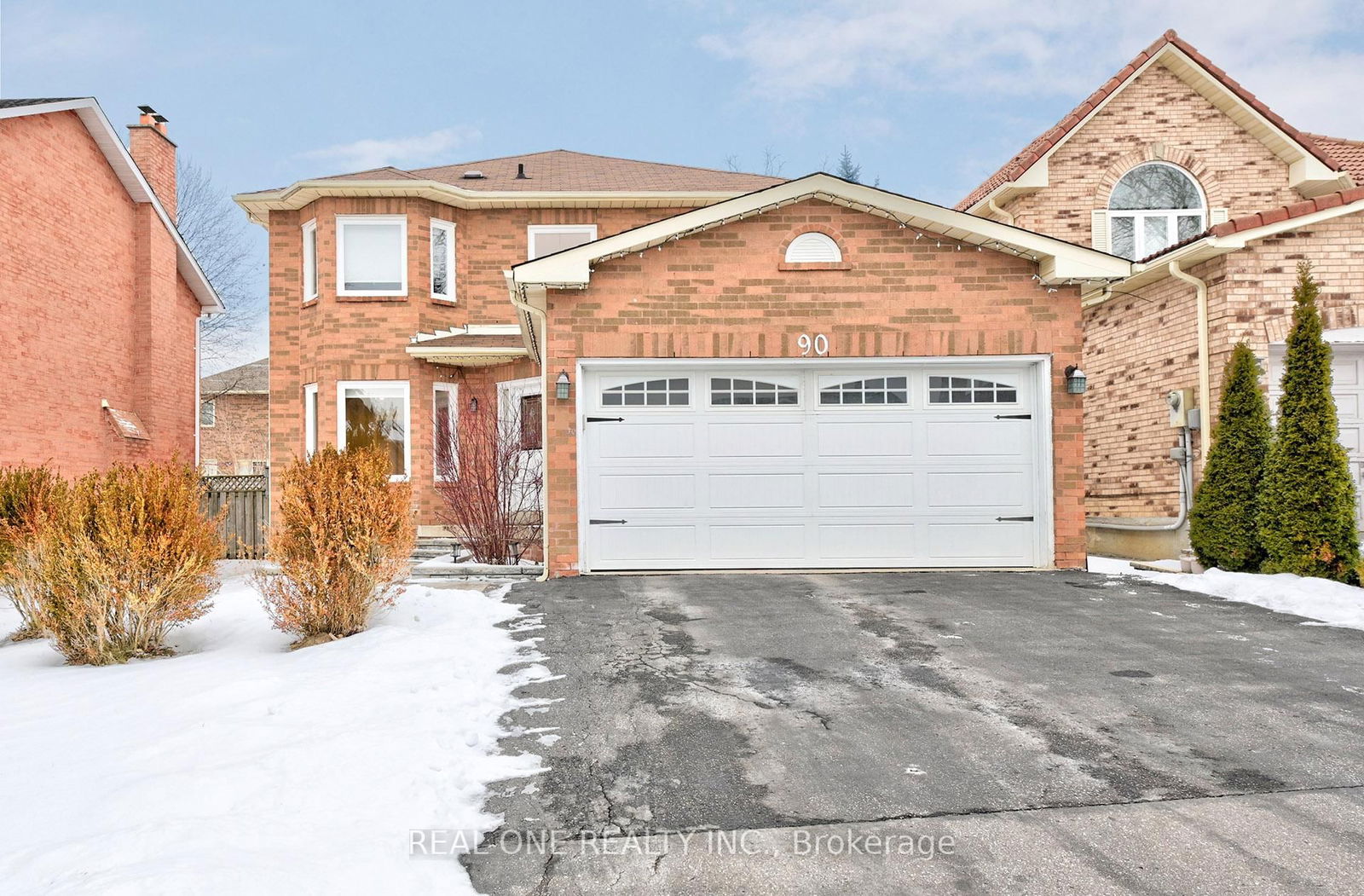 Detached House for sale at 90 Morrison Crescent, Markham, Buttonville, L3R 9K9 - MLS: N12116381