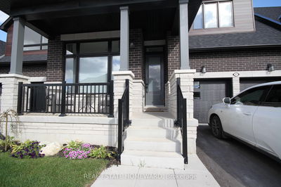 11 Lois Torrance Tr, Uxbridge - Uxbridge image-0-2