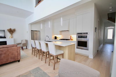 11 Lois Torrance Tr, Uxbridge - Uxbridge image-0-4