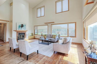 3169 Mount Albert Rd, East Gwillimbury - Sharon image-0-4