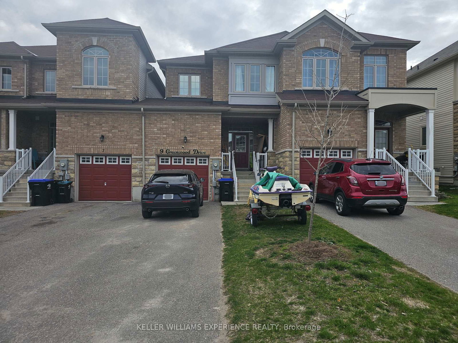 Townhouse for sale at 9 GREENWOOD Drive, Essa, Angus, L3W 0N5 - MLS: N12116590