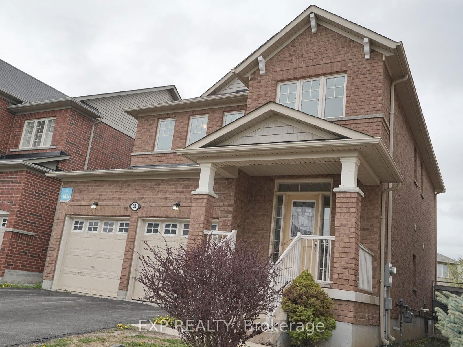 Detached House for sale at 30 Mansard Drive, Richmond Hill, Jefferson, L4E 0L7 - MLS: N12116774