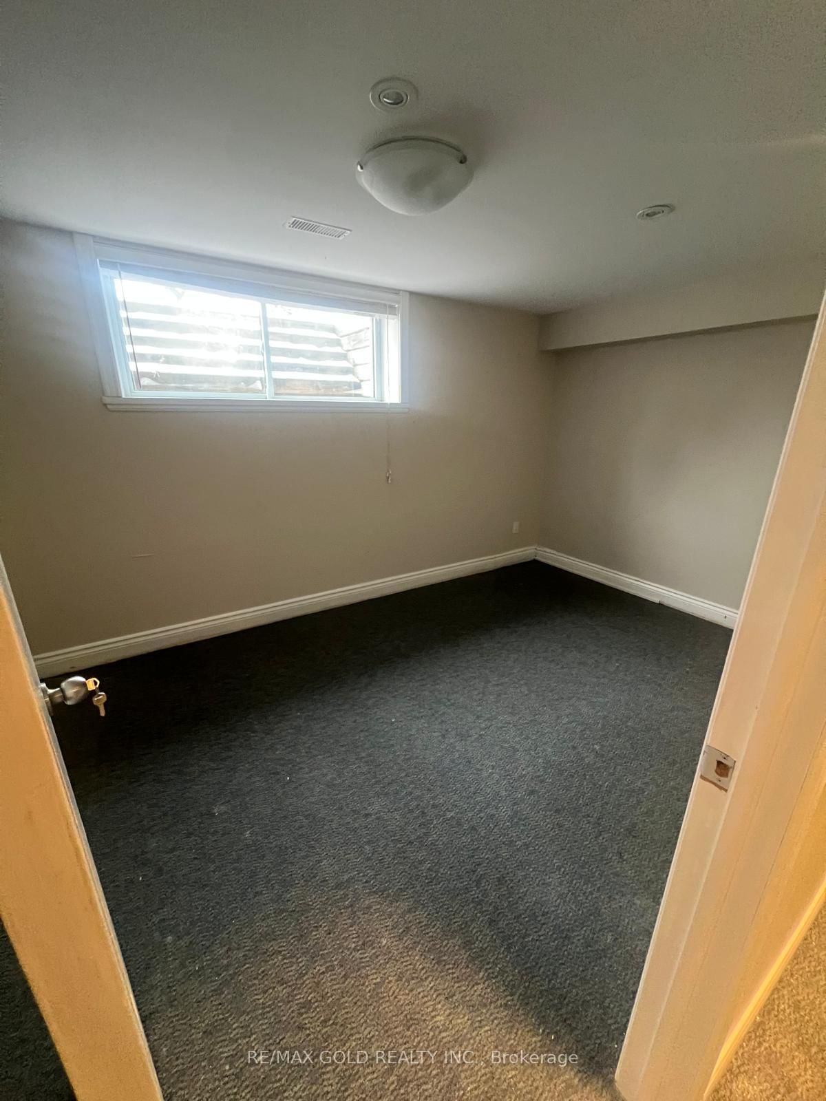 Lower Level for lease at 2856 Line 6 Line, Bradford West Gwillimbury, Bradford, L3Z 2C5 - MLS: N12117054