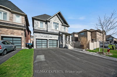 15 Tyndall Dr, Bradford West Gwillimbury - Bradford image-0-2