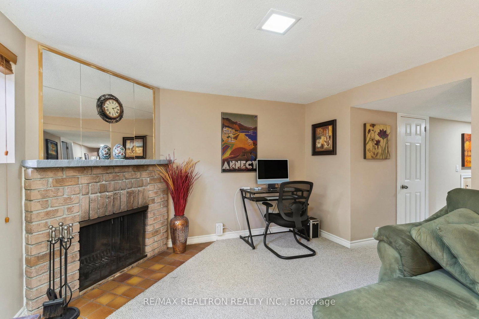 Listing Image 32