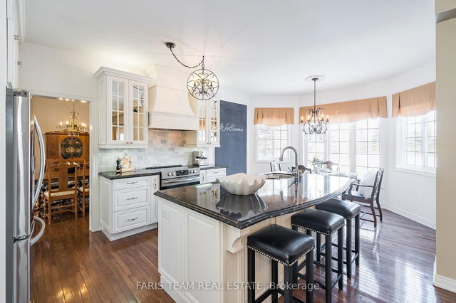 101 Davis Trail