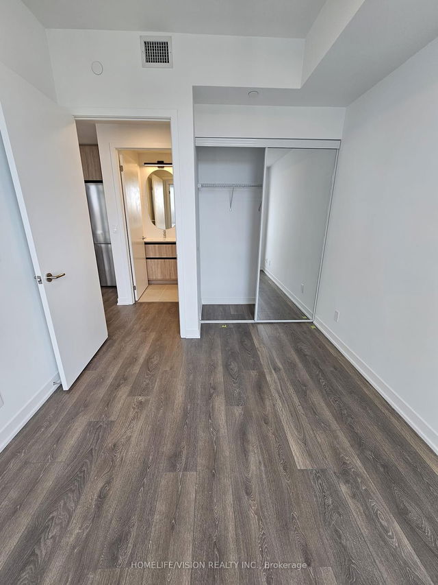 1214 - 7950 Bathurst Street