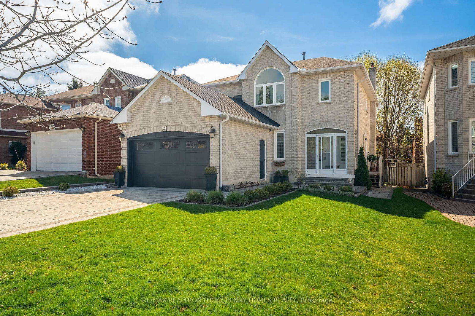 Detached House for sale at 141 Tomlinson Circle, Markham, Buttonville, L3R 9K4 - MLS: N12117349