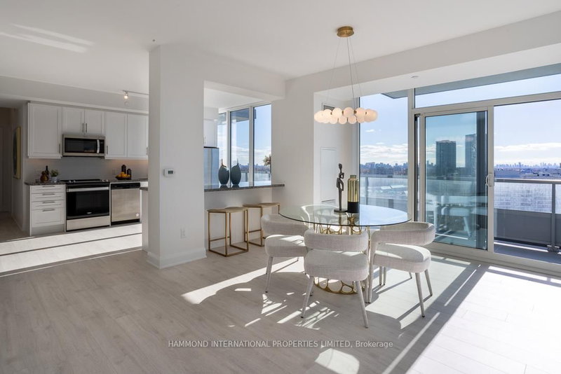 1705 - 20 Gatineau Dr, Vaughan, L4J 0L3 | Image 3