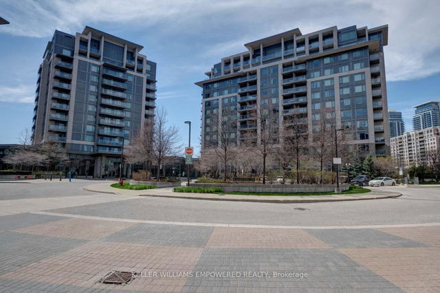 303 - 233 South Park Road