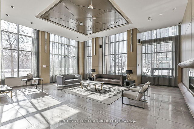 217 - 18 Uptown Drive