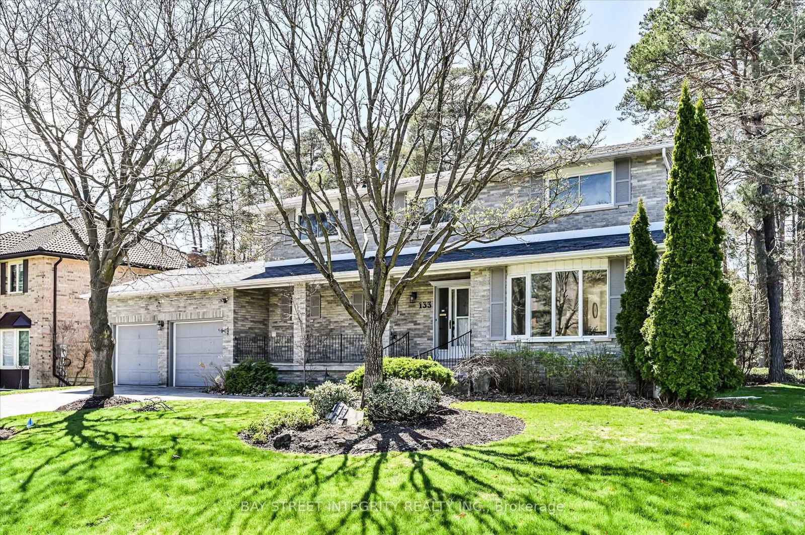 Detached House for sale at 133 Coon's Road, Richmond Hill, Oak Ridges, L4E 2M9 - MLS: N12117818