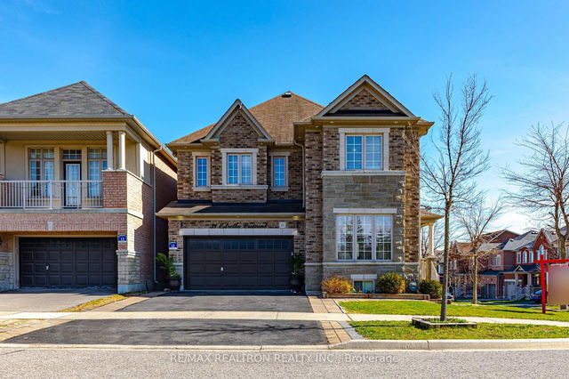 31 Estrella Crescent