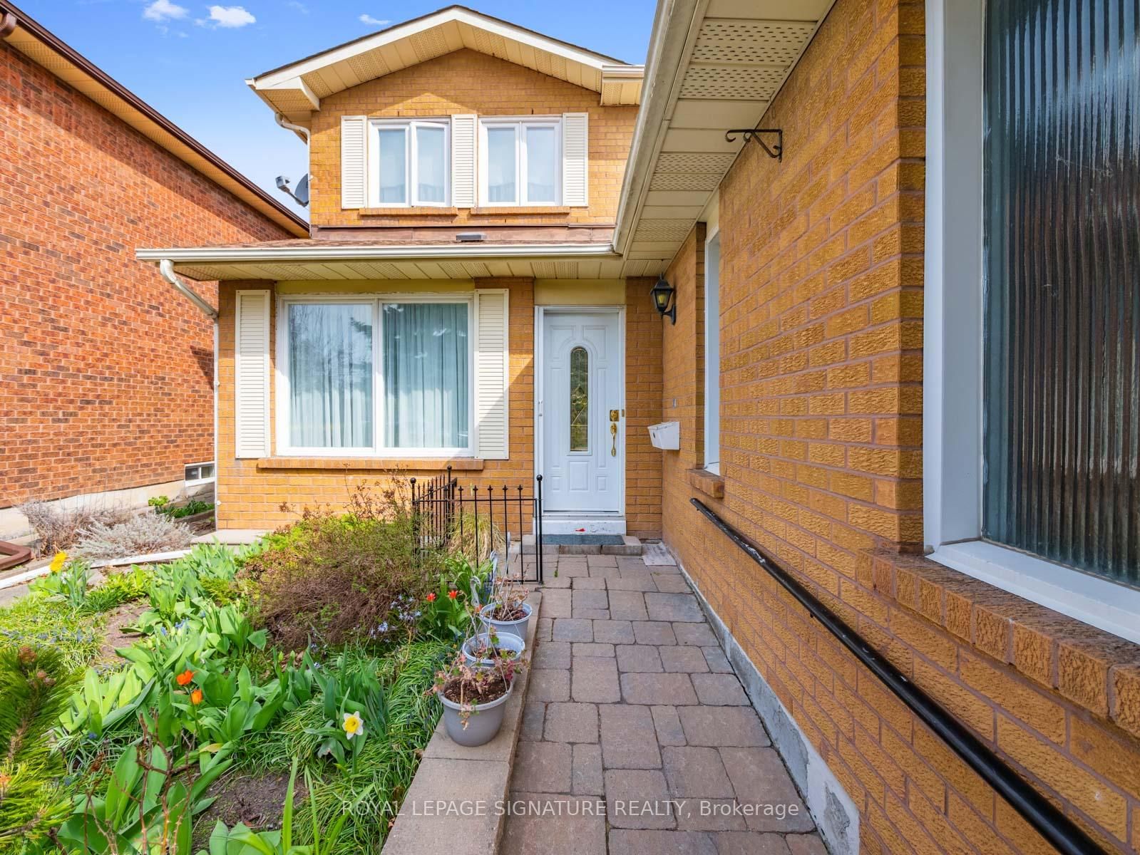 Detached House for sale at 358 Weldrick Road, Richmond Hill, Observatory, L4C 8L1 - MLS: N12118002