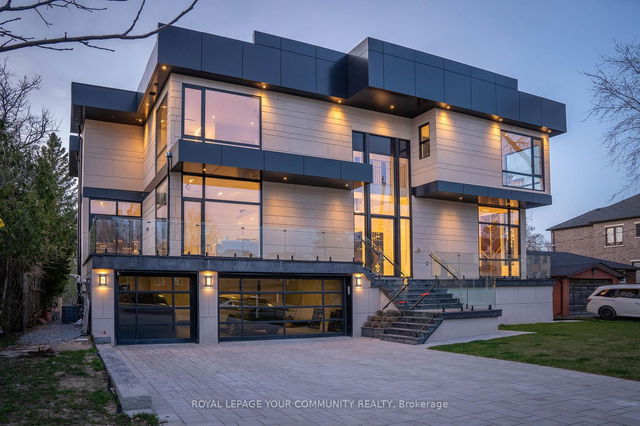 8 Poplar Drive