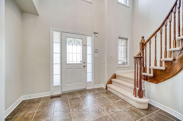 75 Laurendale Avenue