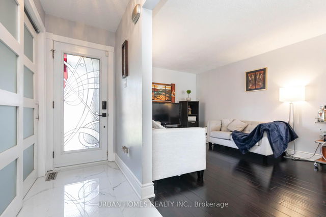 61 bob o'link Avenue
