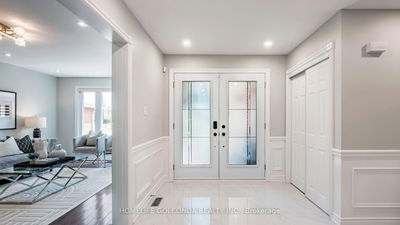 310 Airdrie Dr, Vaughan - East Woodbridge image-0-3