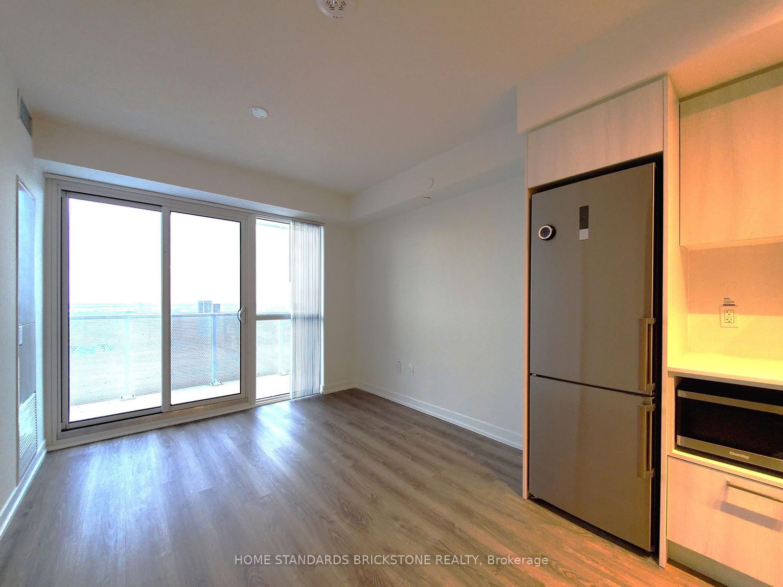 Condo for lease at 3709-195 Commerce Street, Vaughan, Vaughan Corporate Centre, L4K 0P9 - MLS: N12118378