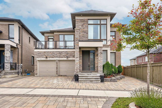 40 Conklin Crescent
