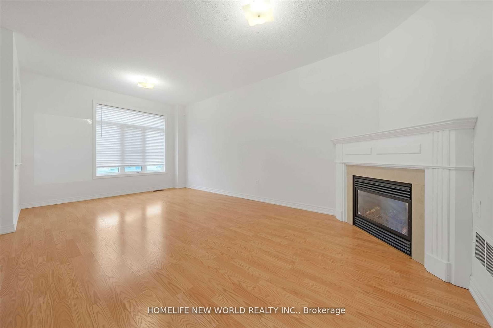 Townhouse for lease at 121 Christian Ritter Drive, Markham, Berczy, L6C 0V8 - MLS: N12118678