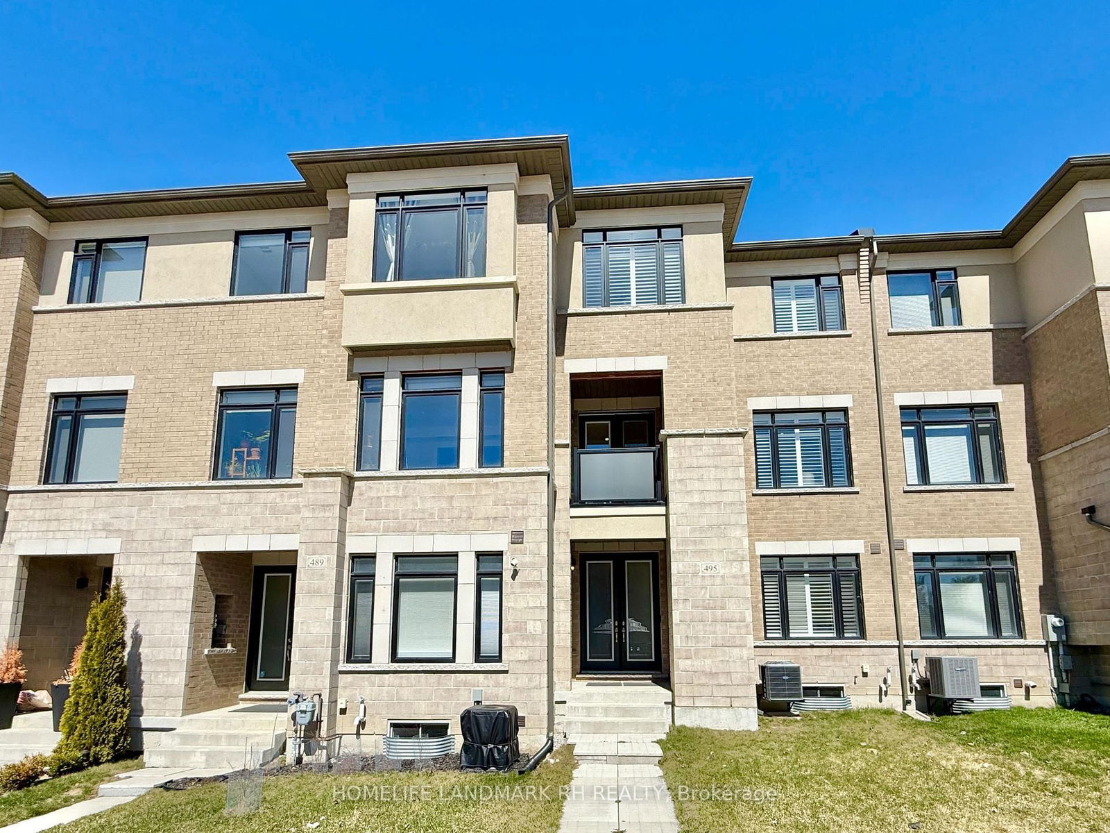 Townhouse for sale at 495 William Graham Drive, Aurora, Rural Aurora, L4G 0Z8 - MLS: N12118682
