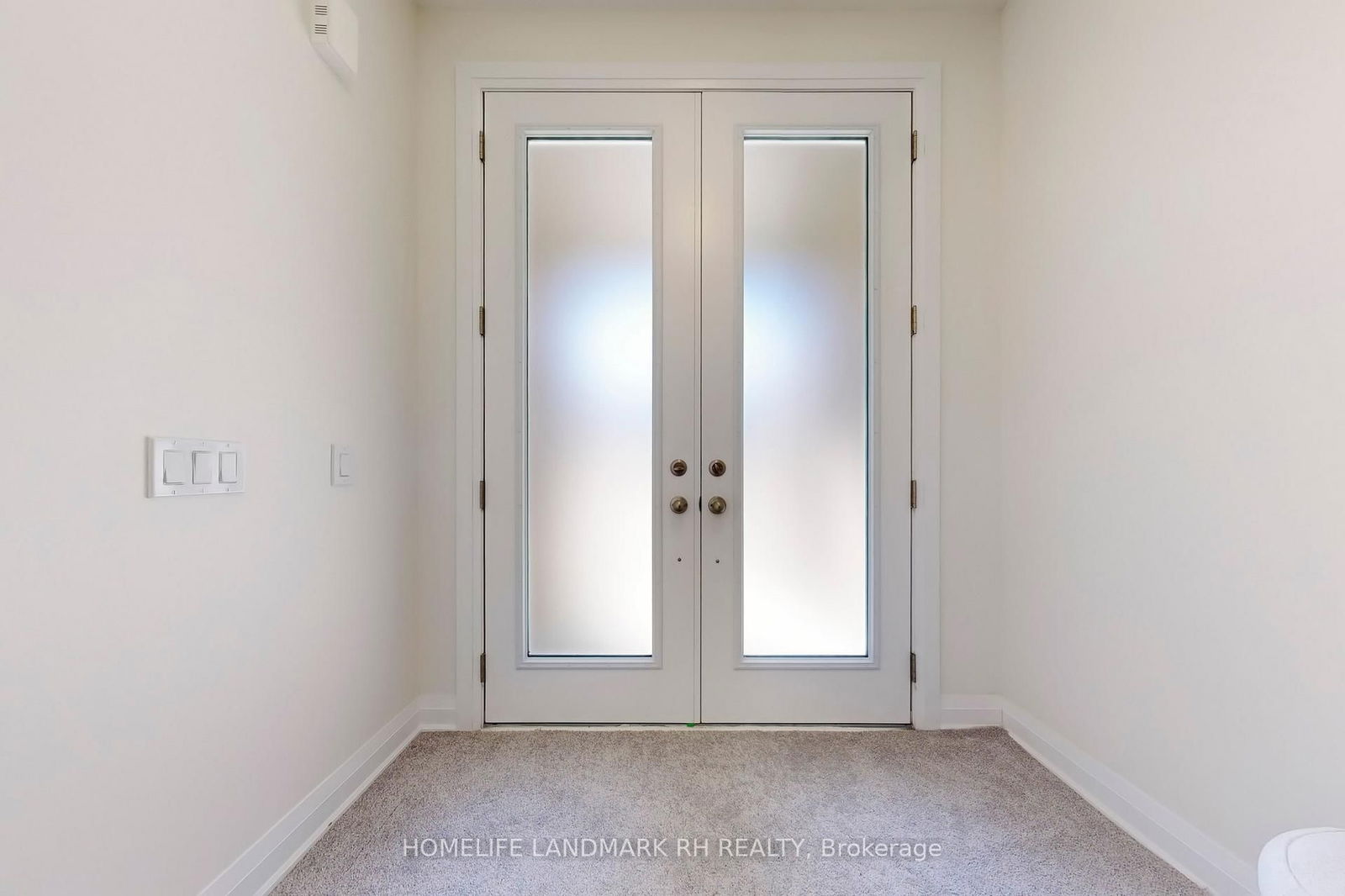 Townhouse for sale at 495 William Graham Drive, Aurora, Rural Aurora, L4G 0Z8 - MLS: N12118682