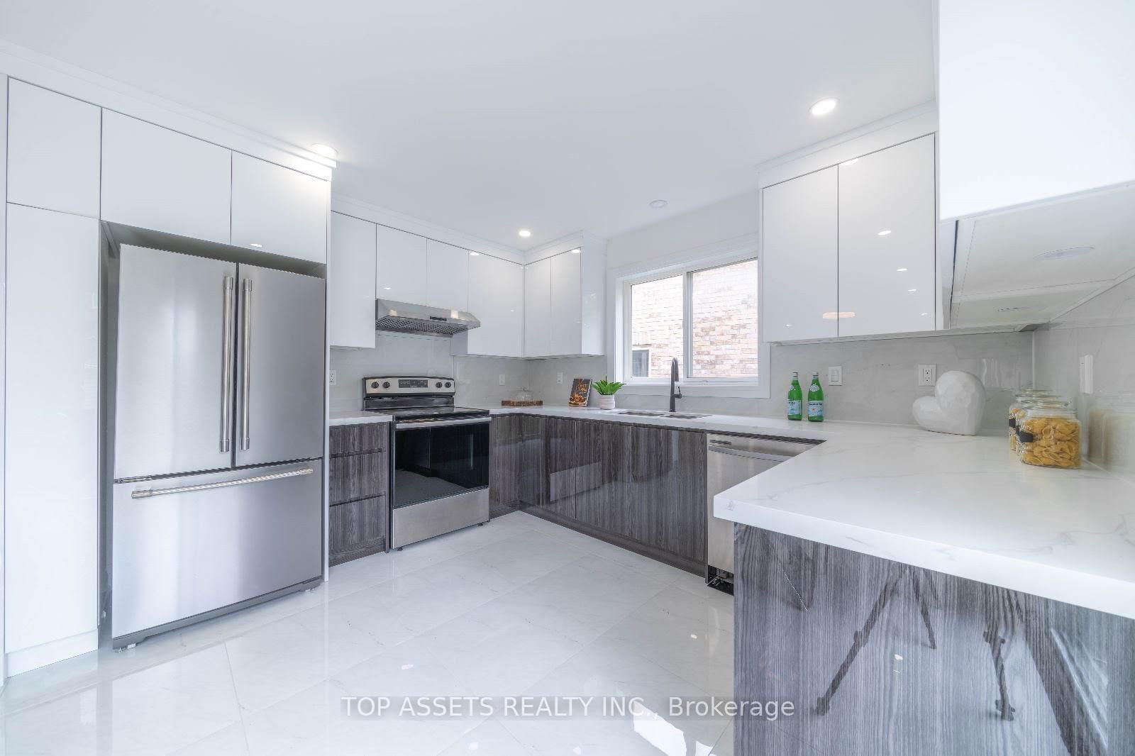 Detached House for sale at 37 Landsdown Crescent, Markham, Wismer, L6E 1M6 - MLS: N12118686