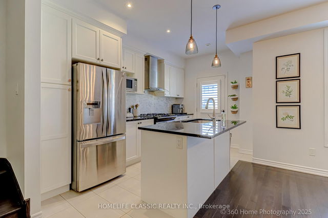 50 Boadway Crescent