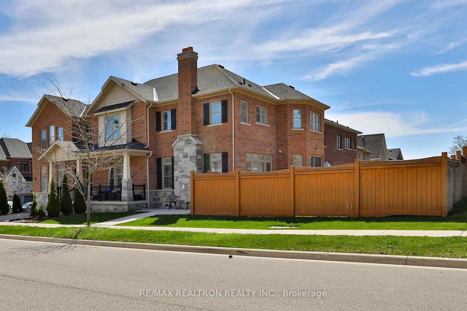 Detached House for sale at 42 Manor Hampton Street, East Gwillimbury, Sharon, L9N 0P9 - MLS: N12118790