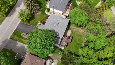 175 Bay Thorn Dr, Markham - Royal Orchard image-0-2