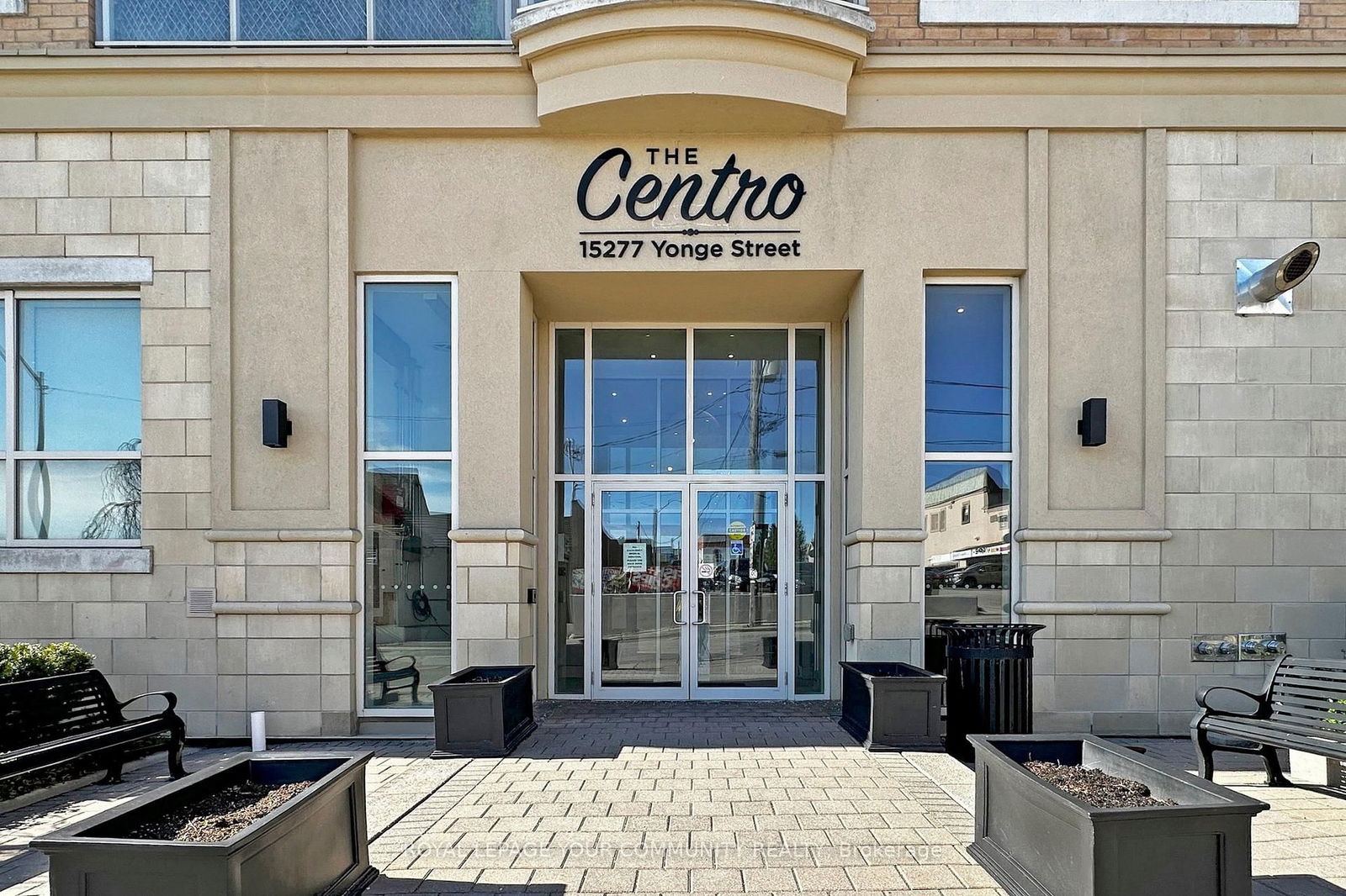 Condo for sale at 702B-15277 Yonge Street, Aurora, Aurora Village, L4G 1Y3 - MLS: N12119114