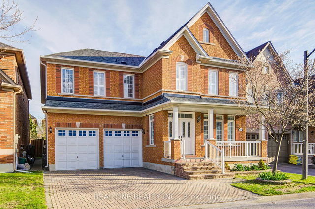 18 Sunburst Crescent