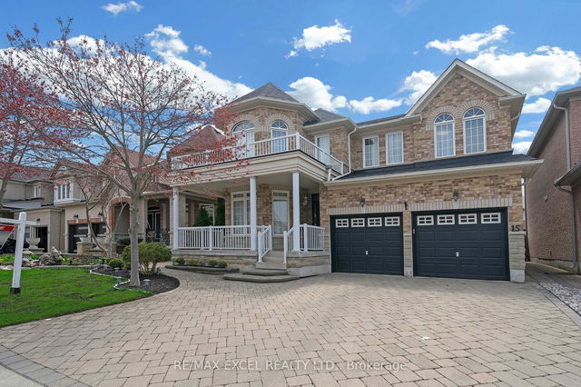 15 Hawksbury Road