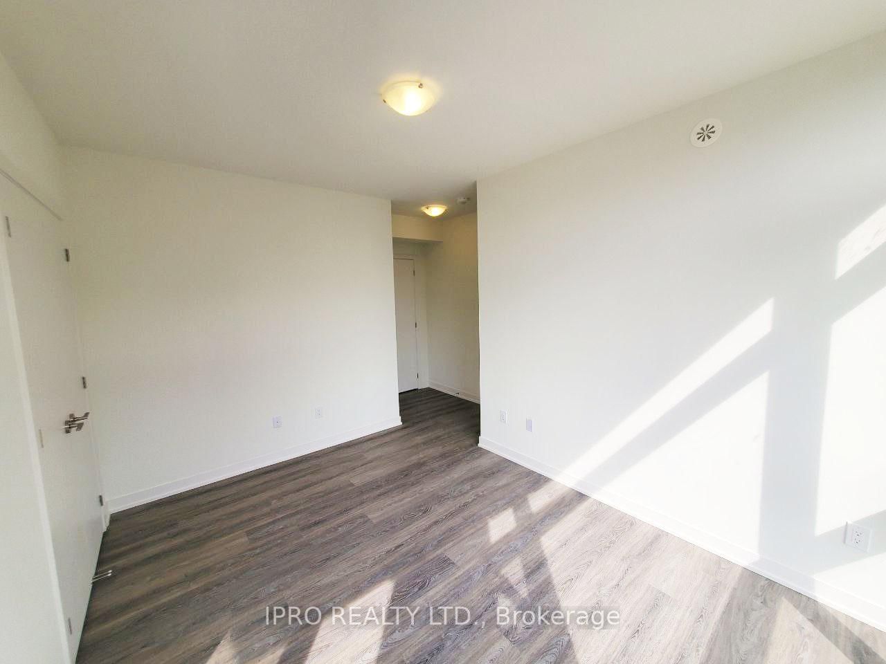 12 David Eyer Road, Unit 1132 - Photo 19