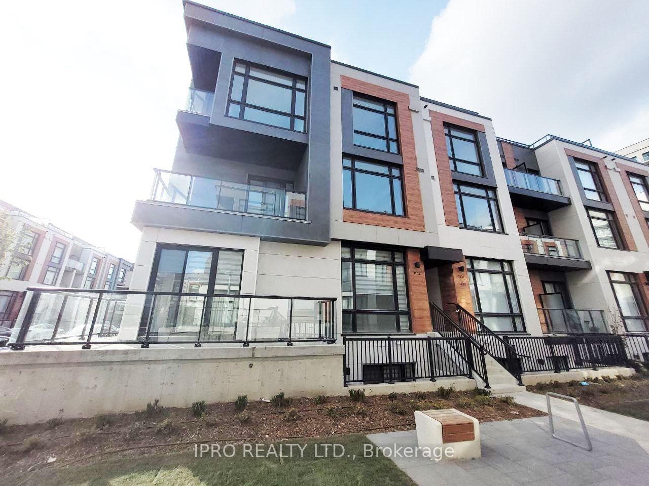 12 David Eyer Road, Unit 1132 - Photo 3